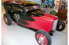 shop tour pictorial by "Pro Photo Photography", and Brian from San Jose