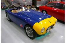 shop tour pictorial by "Pro Photo Photography", and Brian from San Jose