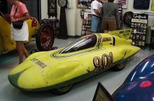 shop tour pictorial by "Pro Photo Photography", and Brian from San Jose